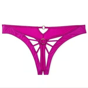 NWTs Victoria's Secret Ring Hardware Crotchless Thong Panty in Pink Size Medium